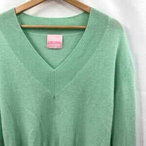 crush cashmere v neck green mint sweater
